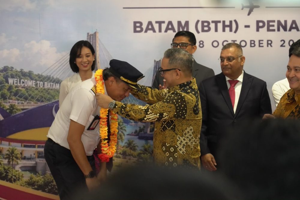 Penerbangan batam penang