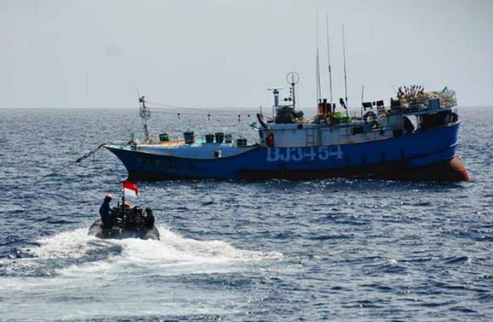 KRI amankan kapal ikan asing di laut natuna