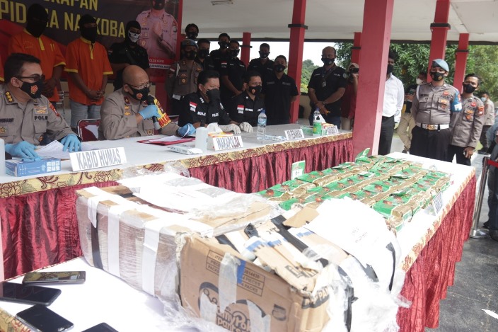 Konferensi pers Polda Kepri terkait kasus narkoba