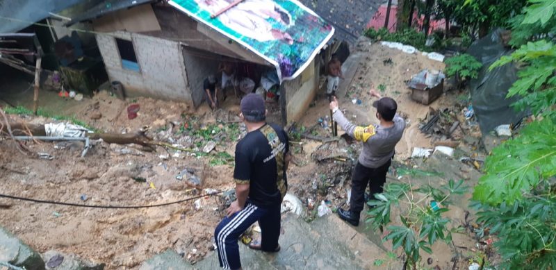 bencana awal tahun