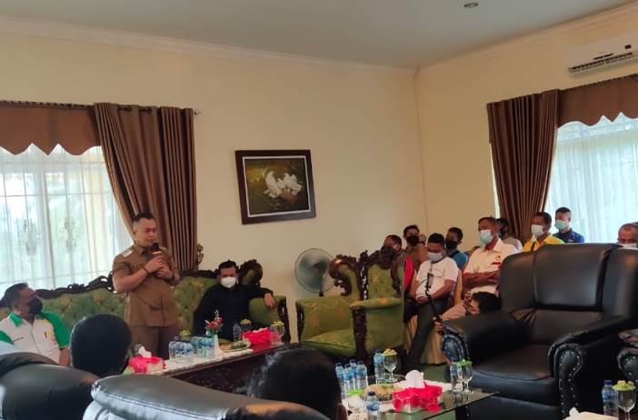 Rapat kerja KONI Lingga