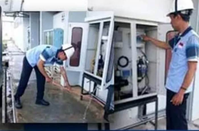 Cleaning Color Online Analyzer pada Instalasi Pengolahan Air (IPA) SPAM Batam.