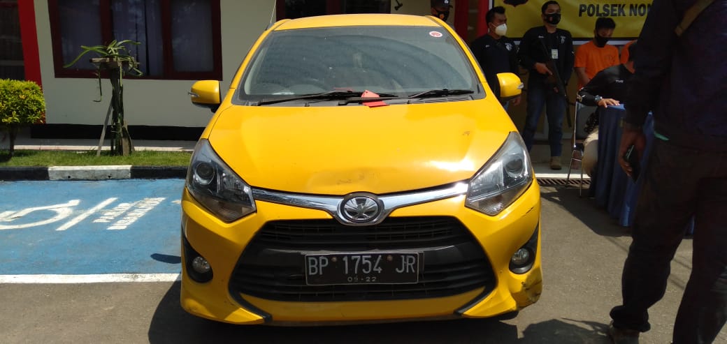 Pelaku curanmor di Nongsa, Kota Batam, beraksi dengan mobil rental.