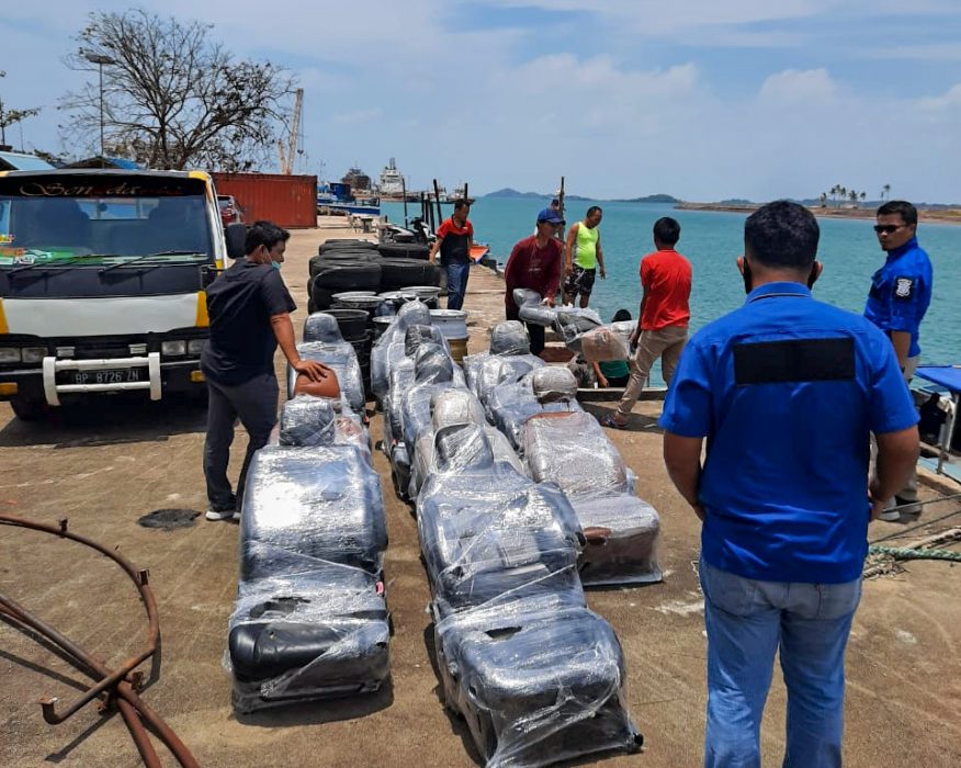 Penyelundupan onderdil mobil bekas