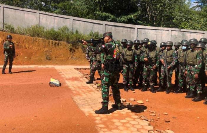 Latihan Menembak di Natuna