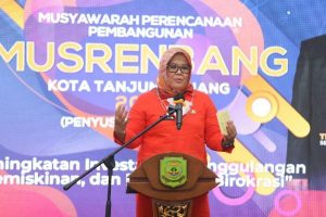 Wakil Gubernur Kepri Marlin Agustina membuka Musrenbang Kota Tanjungpinang tahun 2021 di Kantor Walikota Tanjungpinang, (18/3/2021).