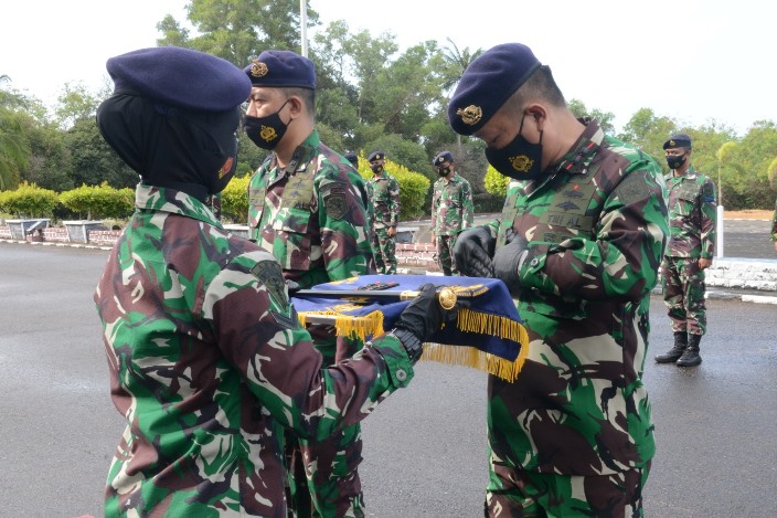 Serahterima jabatan di Mako Lantamal IV di Jalan Yos Sudarso No.1 Batu Hitam, Tanjungpinang, Sabtu (13/3/2021)
