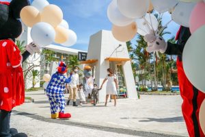 Harris Resort Waterfront Batam menawarkan pesta ulang tahun berkesan bagi putra dan putri Anda.
