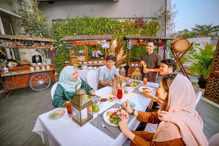 Harris Hotel Batam Center menawarkan paket Ramadhan dengan tema THR (The HARRIS Ramadhan).
