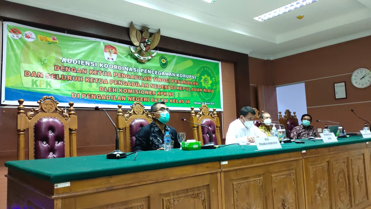 Wakil Ketua KPK Nawawi Pamolango