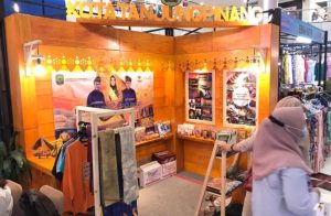 Produk-produk unggulan Kota Tanjungpinang dipamerkan di Nagoya Hill, Kota Batam, pada 1 hingga 4 April 2021.