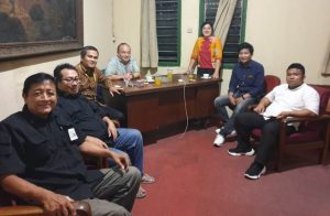 SMSI menggelar diskusi terbatas mengangkat isu politik dan kebangsaan di sekretariat SMSI Pusat, Jl. Veteran 2 No. 7C pada Selasa (27/04/2021).