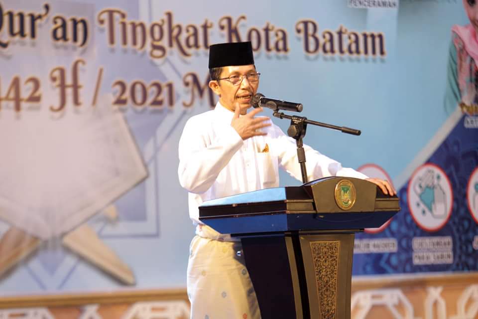 Wakil Wali Kota Batam, Amsakar Achmad.