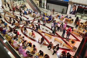 Karyawan Nagoya Hill