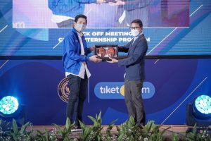 Kemenparekraf dan tiket.com menjalin kerja sama untuk mengembangkan kompetensi SDM melalui Cross Internship Program.
