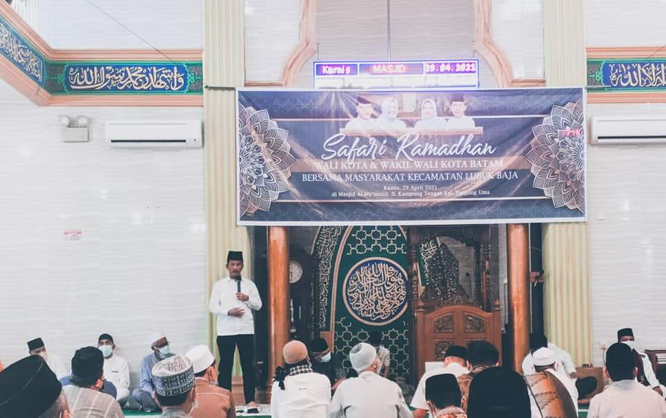 Wali Kota Batam, Muhammad Rudi Safari Ramadan di Tanjunguma, Lubukbaja, Kamis (29/4/2021).