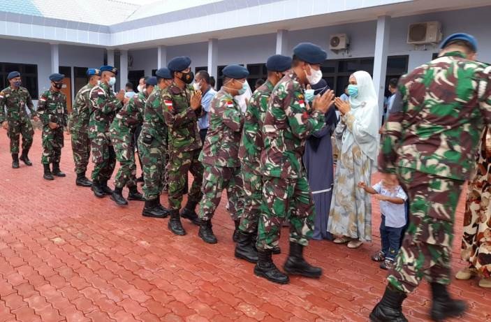 Kegiatan apel pagi sekaligus Halal Bihalal oleh seluruh anggota Lanud Hang Nadim Batam.