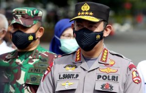 Panglima TNI Marsekal Hadi Tjahjanto bersama Kapolri Jenderal Polisi Listyo Sigit Prabowo melakukan kunjungan kerja ke Papua, Kamis (27/5/2021).