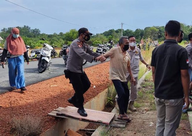 Vaksinasi Lingga
