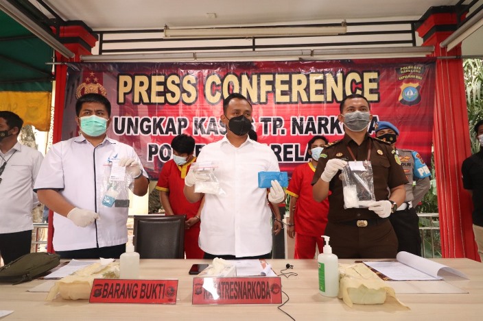 Satresnarkoba Polresta Barelang mengungkap kasus sabu seberat 195,74 gram, Rabu (9/6/2021).