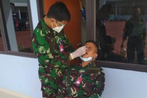 Pangkalan Udara (Lanud) Hang Nadim Batam, Kepulauan Riau (Kepri), melakukan swab antigen kepada seluruh anggota Lanud di Mako Lanud Hang Nadim Batam, Rabu (2/6/2021).