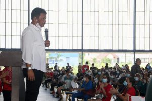 Wali Kota Batam Muhammad Rudi meninjau pelaksanaan vaksinasi, Selasa (22/6/2021).