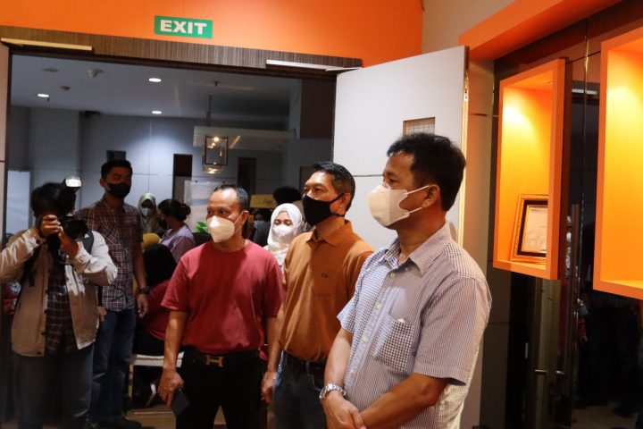 Bright PLN Batam vaksinasi