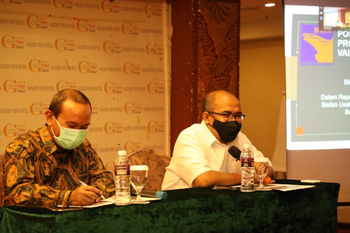 Raker Evaluasi Kegiatan dan Capaian Target Badan Usaha Tahun 2021 ini dibuka Wakil Kepala BP Batam Purwiyanto dan dihadiri Anggota Bidang Pengusahaan BP Batam Syahril Japarin.