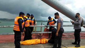 Jasad seorang pria ditemukan di Jembatan Barelang, Sabtu (10/7/2021).