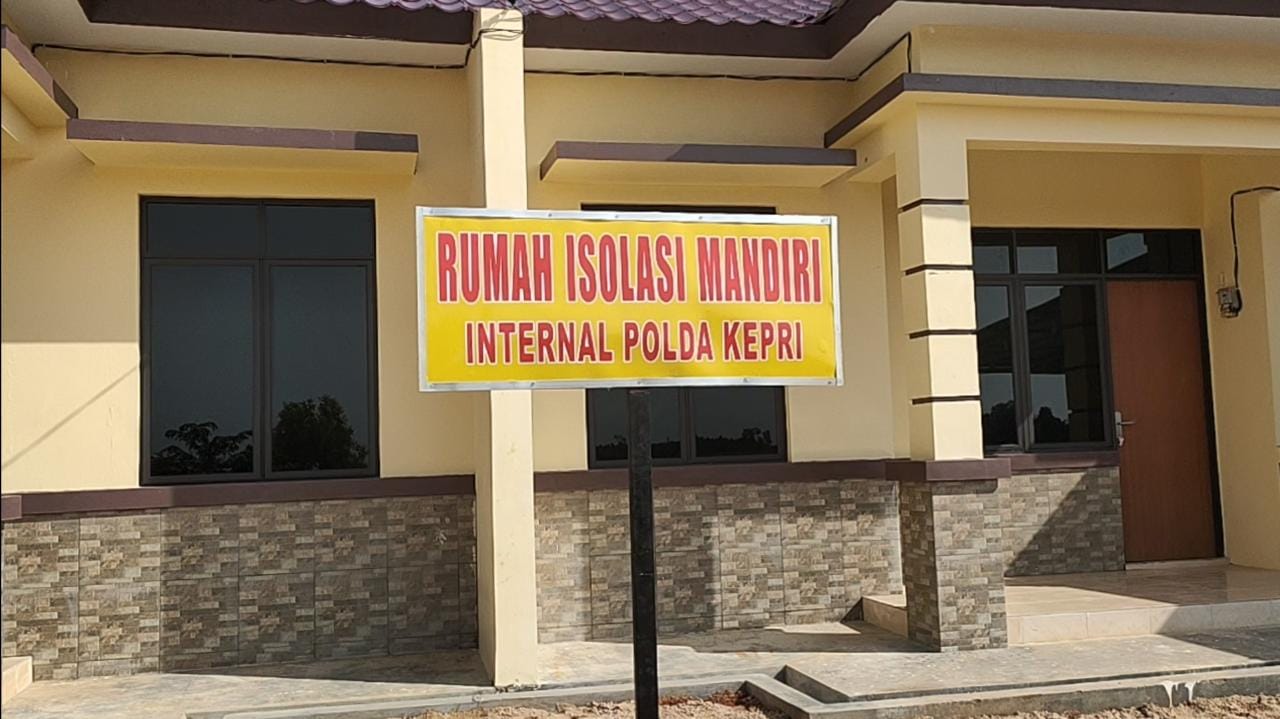 Polda Kepulauan Riau (Kepri) menyiapkan Rumah Isolasi Mandiri khusus bagi anggota Polri yang terkonfirmasi positif Covid-19.