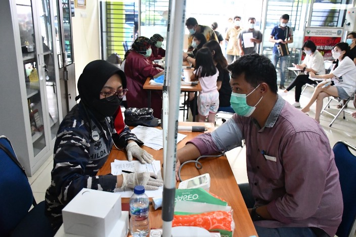 Pangkalan Utama TNI Angkatan Laut (Lantamal) IV Tanjungpinang melaksanakan serbuan vaksin.