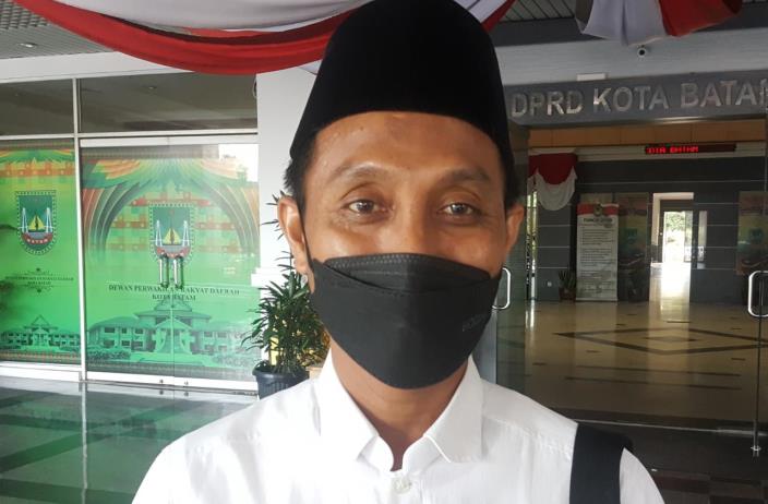 Anggota DPRD Batam, Aman