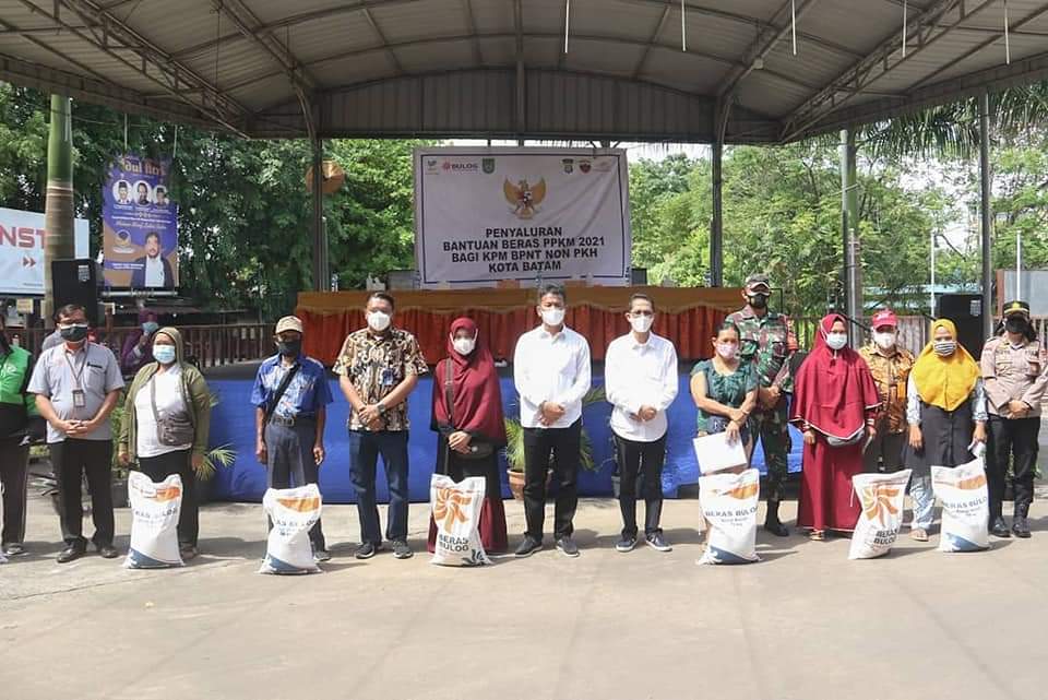 Bantuan beras PPKM