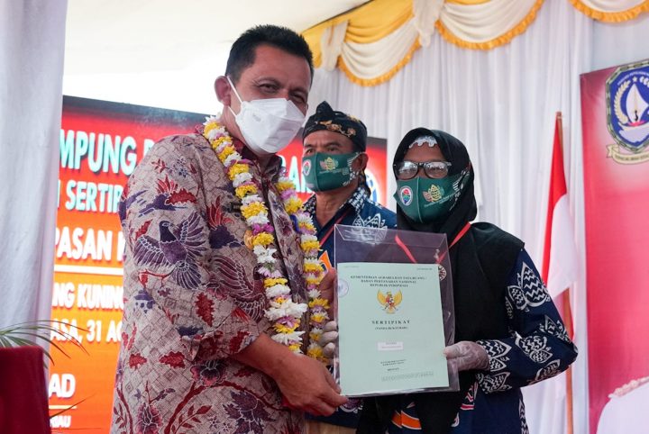 Desa Lancang Kuning