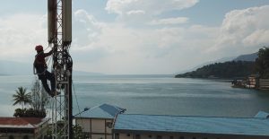 Jaringan XL di Danau Toba