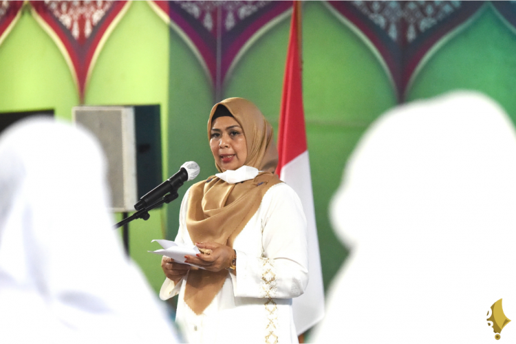 Ketua BKMT Kepri Dewi Ansar