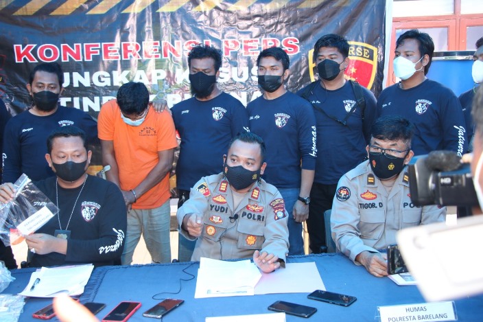 Polsek Nongsa meringkus L (39), pelaku pencurian dengan kekerasan dan pencabulan anak di bawah umur di sejumlah lokasi.