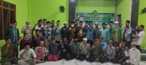 Anggota DPRD Provinsi Kepulauan Riau (Kepri), Irwansyah bersama Pengurus Masjid Raja Ali Haji di Perumahan Citra Renggali Batam.
