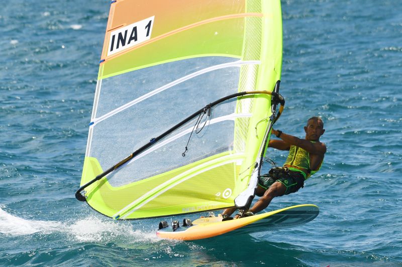 Oka Sulaksana Sabet Emas