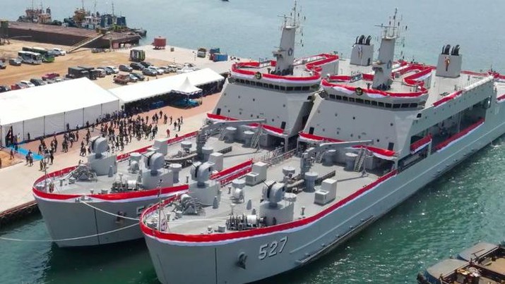 Dua Kapal Perang Baru TNI AL, KRI Teluk Weda-526 dan KRI Teluk Wondama-527 (Dokumentasi Kementerian Pertahanan)
