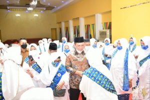 Gubernur Kepri Ansar Ahmad hadiri Maulid Nabi yang diinisiasi oleh BKMT Kepri dan Bintan.