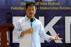 Wali Kota Batam, Muhammad Rudi hadir dalam kegiatan latihan dasar kepemimpinan mahasiswa (LDKM) Ilmu Hukum Universitas Batam (Uniba).