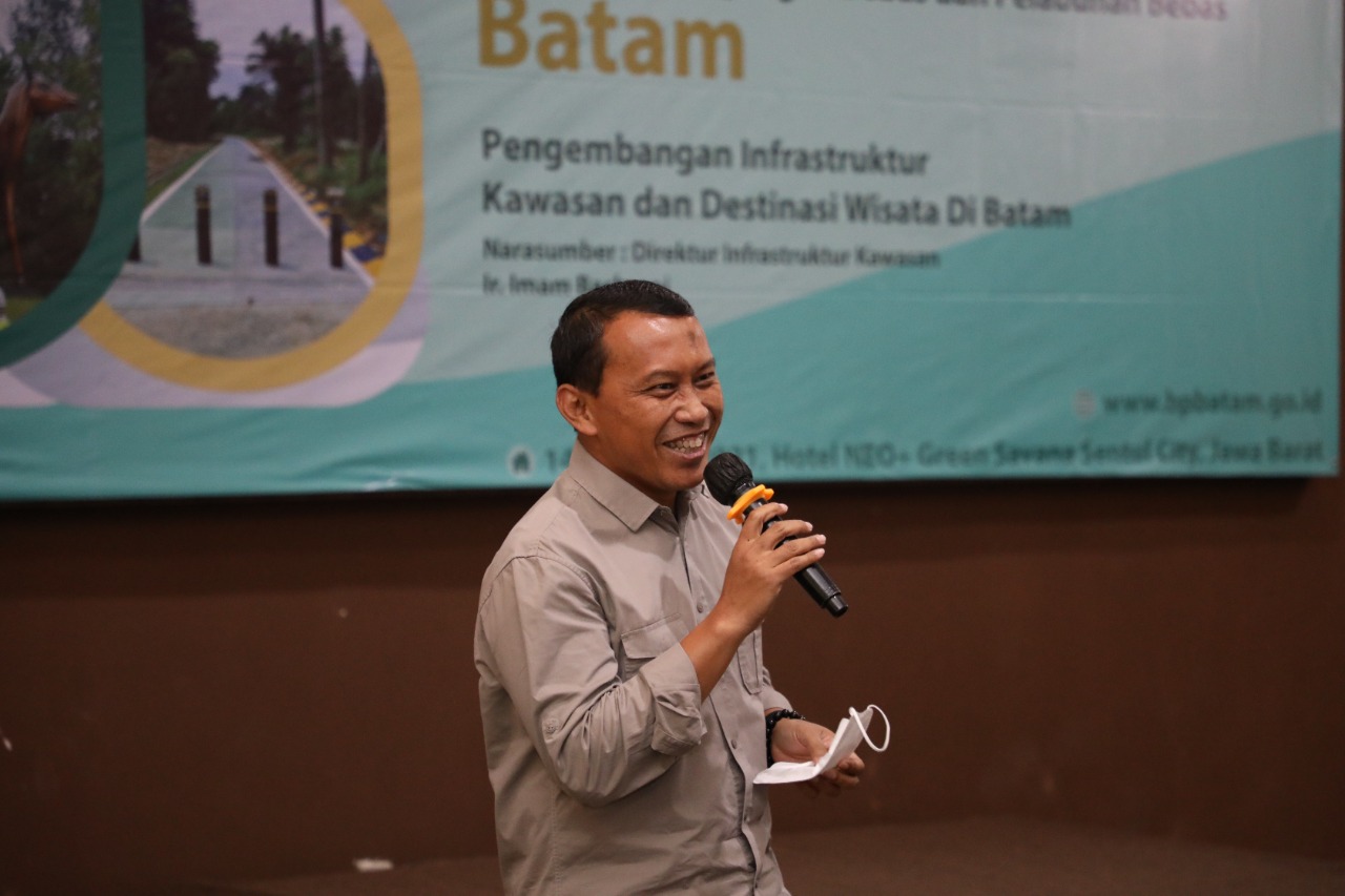Sosialisasi dengan tema “Pengembangan Infrastruktur Kawasan dan Destinasi Wisata di Batam” di Hotel Neo Green Savana, Bogor,Jawa Barat, pada Kamis, (14/10/2021).