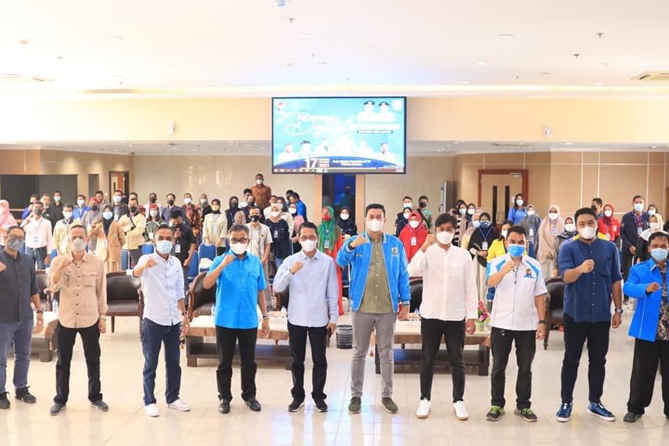 Wakil Wali Kota Batam Amsakar Achmad membuka kegiatan Pelatihan Digital Enterpreuner yang ditaja DPD KNPI Kota Batam di Aula Engku Hamidah Kantor Walikota Batam, Minggu (17/10/2021).