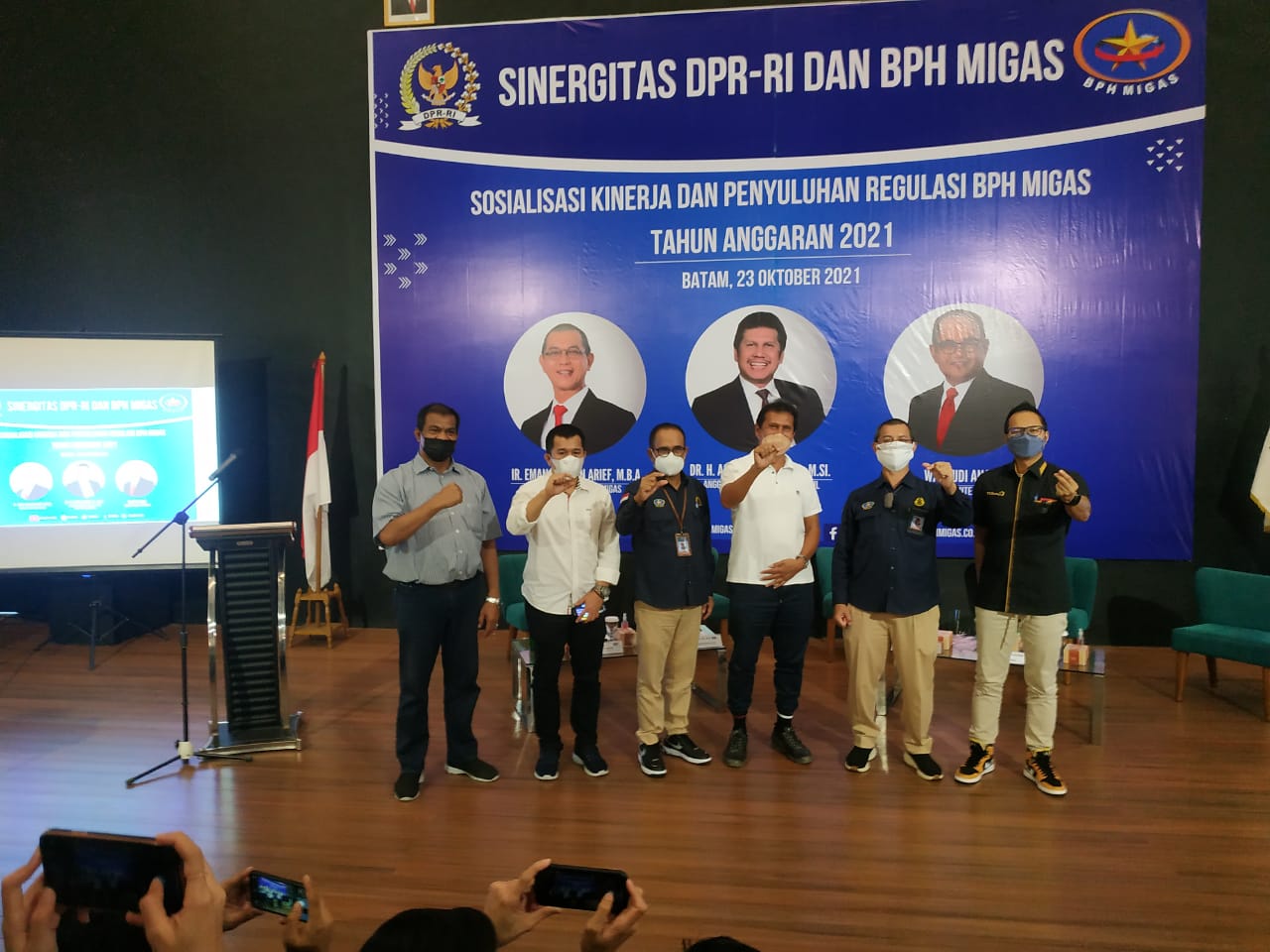 BPH Migas bekerjasama Pertamina sosialisasi kinerja dan penyuluhan regulasi BPH Migas tahun anggaran 2021 di Aula Kampus Institut Teknologi Batam (ITEBA) Tiban Ayu Sekupang, Batam, Sabtu (23/10/2021).