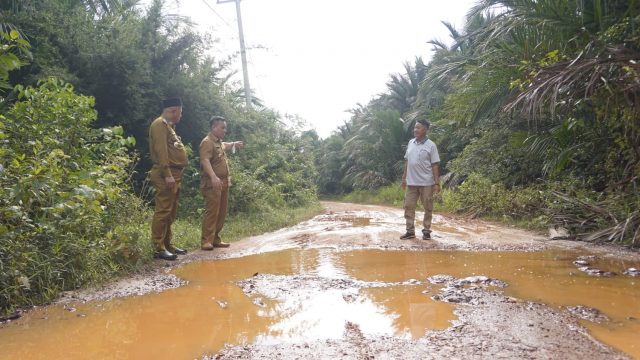 Jalan Lingga Timur