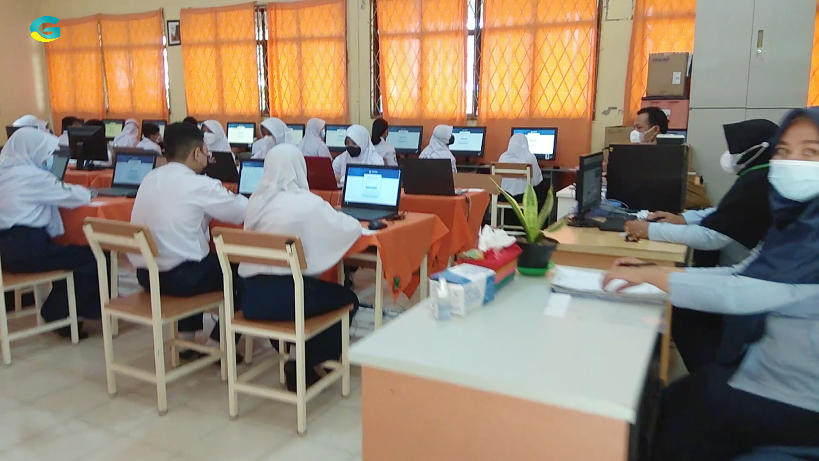 Siswa SMP sedang mengikuti Asesmen Nasional Berbasis Komputer (ANBK) pada Oktober lalu. Kini giliran siswa SD di Asesmen Nasional yang dijadwalkan pada 15 November mendatang./F_gokepri.com