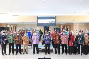 Sekda Kota Batam Jefridin membuka Sosialisasi Implementasi Program Reformasi Birokrasi Pemerintah Kota Batam di Kantor Wali Kota Batam, Kamis 11 November 2021.