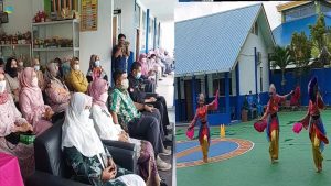 Orang tua dan tamu undangan menyaksikan pentas siswa dalam kegiatan 'Spirit PTM SMPN 42 Batam'./F_gokepri.com