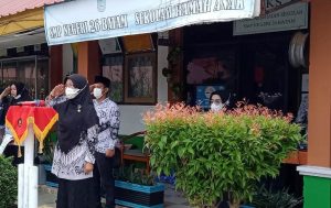 SMPN 26 Batam melaksanakan upacara HUT PGRI dan Hari Guru Nasional dengan standar protokol kesehatan. SMPN 26 Batam melaksanakan upacara HUT PGRI dan Hari Guru Nasional dengan standar protokol kesehatan.
